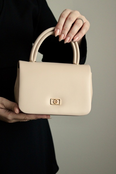 Molie Femei bej-gri - Geantă de umăr cu curea cu lanț de culoare mată, geantă...