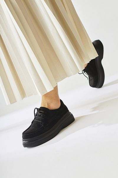 Limoya Pantofi casual de damă Laurina din piele intoarsa neagra cu siret