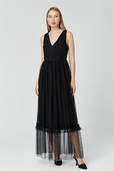 HomeStore Uzun Tül Kolsuz Elbise