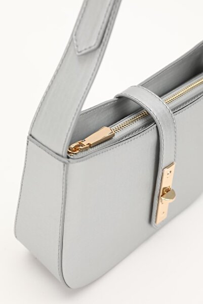 Levidor Silver Adjustable Strap Shoulder Bag