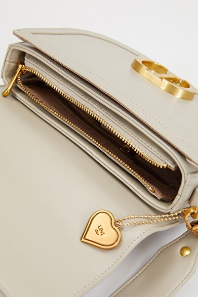 Levidor Gray Staple Detail Shoulder Bag