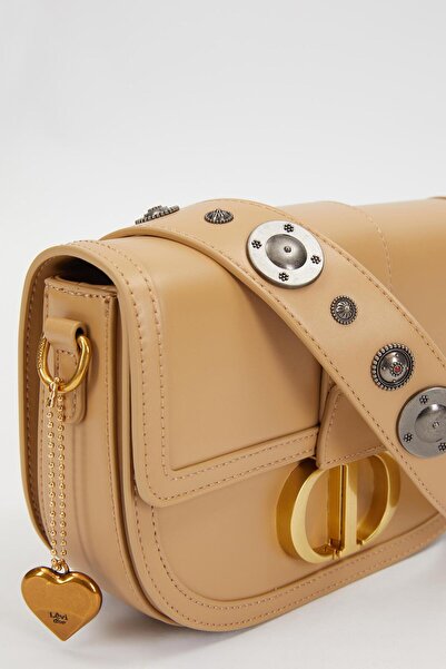 Levidor Brown Staple Detail Shoulder Bag