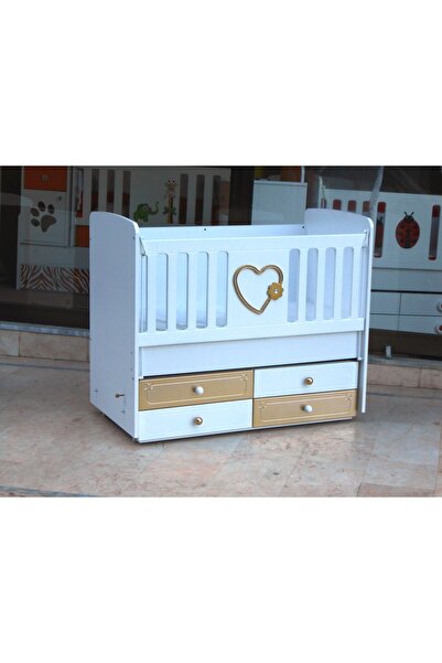 EFENDİ BEBE LÜX 4 ÇEKMECELİ KALPLİ BEŞİK