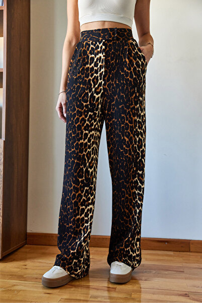 Bianco Lucci Kadın Leopar Desenli Cep Detaylı Cırtlı Palazzo Pantolon 3826 60361007