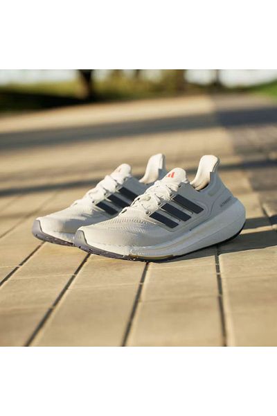 adidas Ultraboost Light Unisex Road Running Shoes Id3285