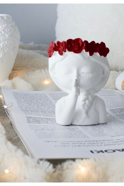 LALEZEN HOME KIRMIZI TAÇLI SESSİZ OLUN YAPAN KIZ FİGÜR OBJE