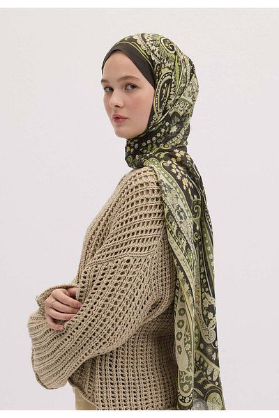 Fresh Dark Green Valeria Patterned Shawl