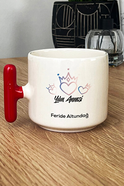 Hedizu Kişiye Özel Anneye Yılbaşı Hediyesi Kupa Bardak T Kulplu Kırmızı Yılın...