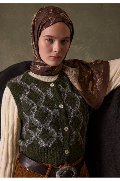Fresh Daria Patterned Chocolate Shawl