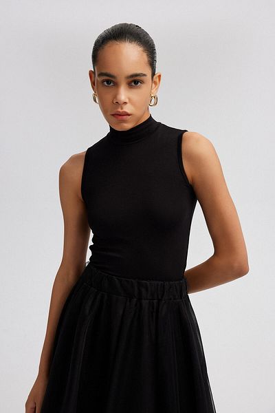 Touché Privé Verk Collar Sleeveless Insignia