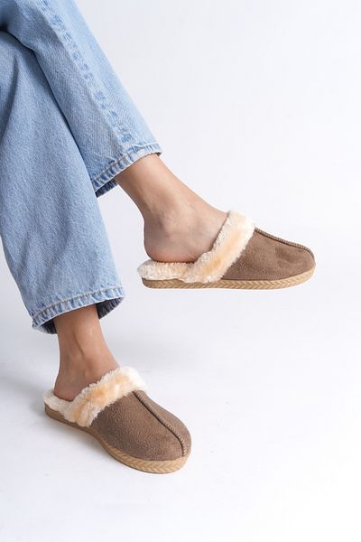 Capone Outfitters Дамски домашни чехли