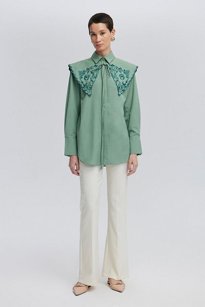 Touché Privé Wide Collar Embroidered Shirt