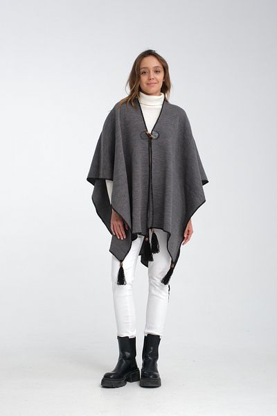 Wega Moda Plain Knitwear Fisherman Stitched Button Detailed Stylish Designed Poncho, Poncho, Plain Patternless Shawl Poncho