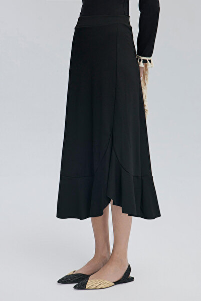 Touché Privé Skirt with Asymmetric Design and Elastic Waist