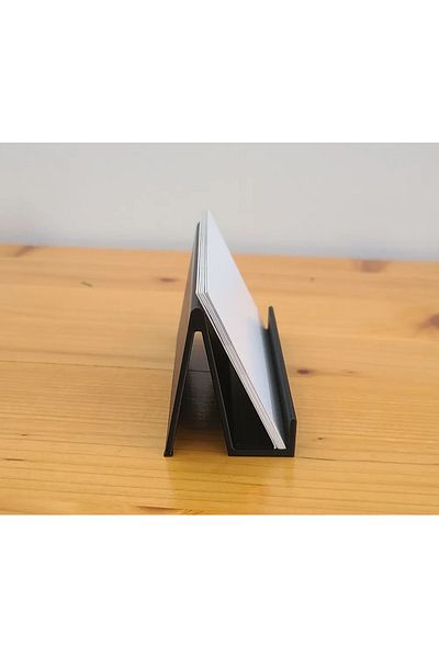 Beta Stylish Simple Business Card Holder