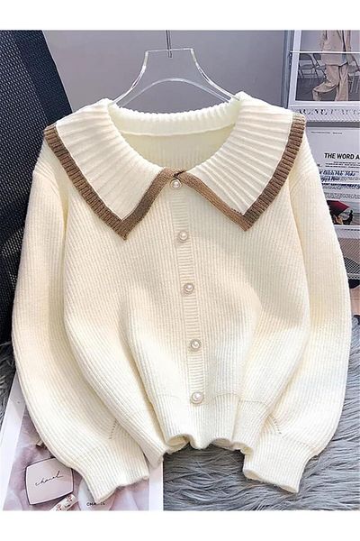 De Pose Cremefarbener, weicher Strickpullover – Knopfdetail