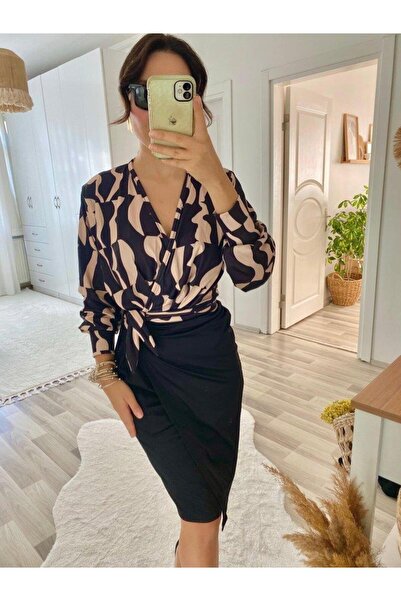 MODA Γυναικείο μακρυμάνικο φόρεμα με διπλό στήθος με ψηφιακή στάμπα με λεπτομέρεια από ύφασμα κατάδυσης