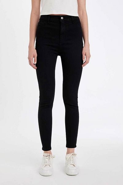 DeFacto Knöchellange Jeanshose mit hoher Taille C8545ax24wn