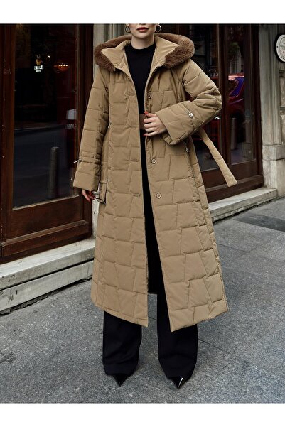 Olcay Kamel 6635 - Prošívaný dlouhý kabát s kapucí