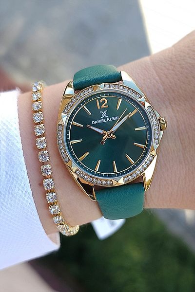 Daniel Klein Green Leather Strap Women's Wristwatch