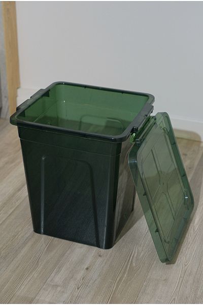 biedda 15 Liter Green Plastic Vertical Deep Storage and Organizing Container with Lock Lid
