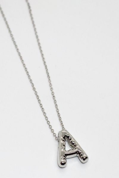 EUROMODA Simple Chain Letter Necklace with Letter Design