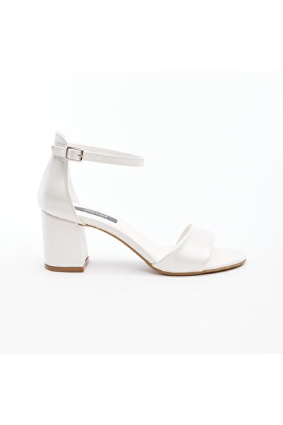 derinet Günlük Bilekten Bantlı Kadın Ayakkabı