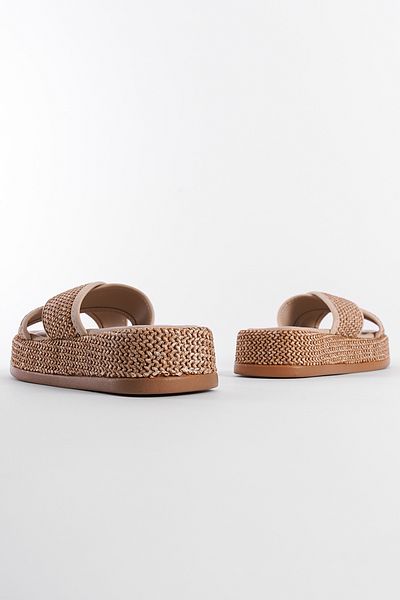 Capone Outfitters Γυναικεία σανδάλια με ίσιο τακούνι από ψάθινο σταυρό