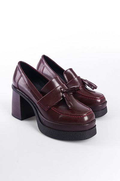 Capone Outfitters Damen-Loafer mit mittelhohem, rundem Zehenbereich und Quasten