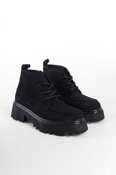 Capone Outfitters Γυναικείες μπότες με στρογγυλή σόλα Trac Lace Up