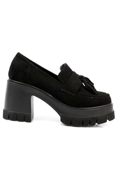 Capone Outfitters Damen-Loafer mit mittelhohem, rundem Zehenbereich und Quasten
