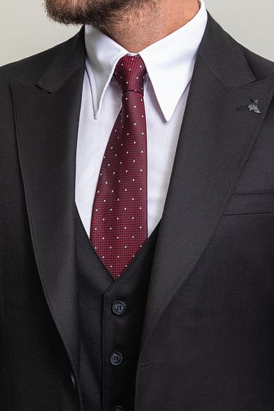 Mcr Suit Pointed Collar