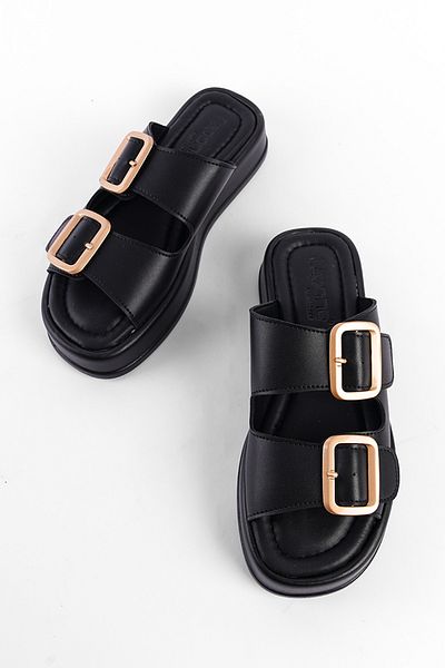 Capone Outfitters Damen-Hausschuhe mit Keilabsatz und Schnalle