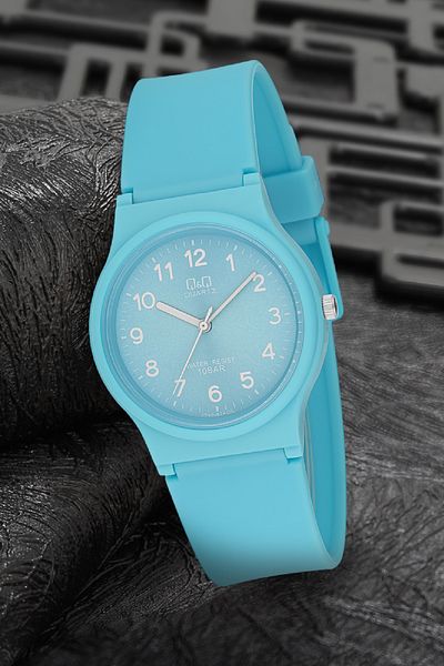 Q&Q Turquoise Waterproof Numeral Highlighter Children's Wristwatch
