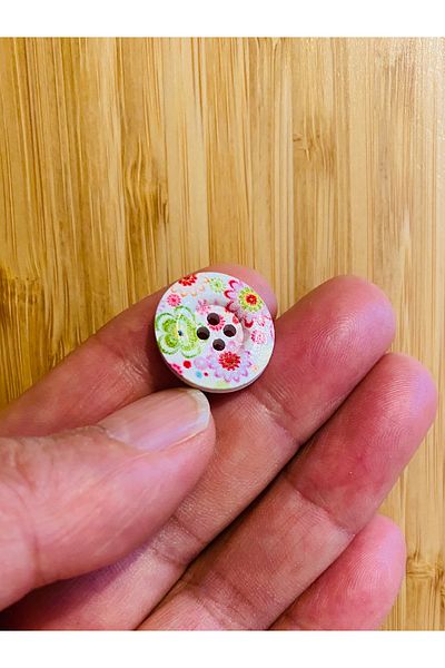 Kartopu Decorative Painted Wooden Flower Printed Button 18 Mm. Pack of 6. Flower Pattern.