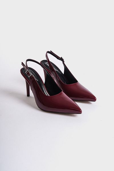 Capone Outfitters Jehlová přezka s kamennou přezkou