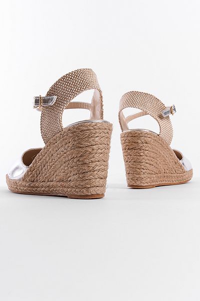 Capone Outfitters Women's Straw Wedge Ankle Strap Sandals