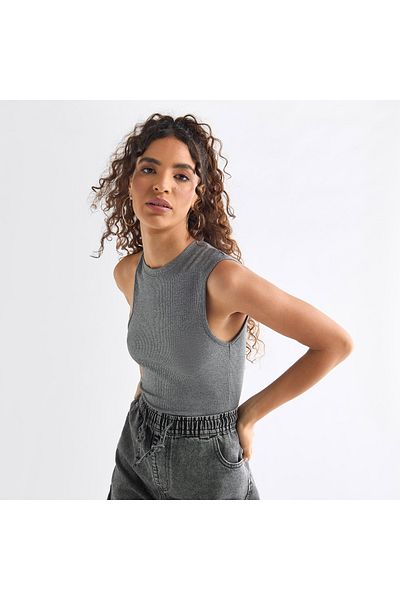 FAV Ribbed Sleeveless Top with Crew Neck