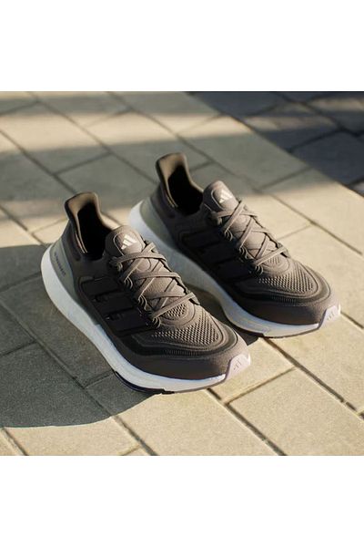 adidas Ultraboost Light - Lightweight Sneakers
