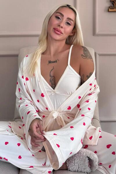 Pijamaevi Set de pijamale de damă cu model de inimă și halat termic