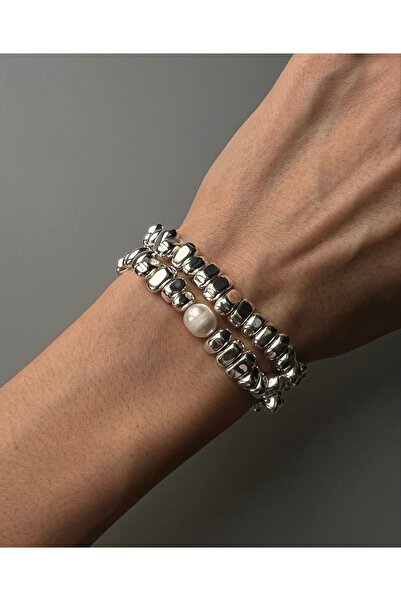 jewine studio Hematite and Real Double Pearl Bracelet: Elegance and Natural E...