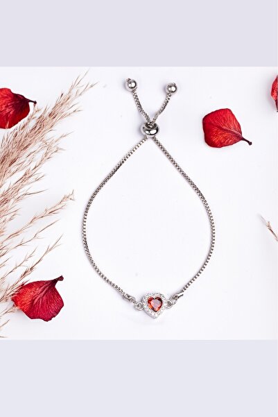 Stylish And Elegant Design Zircon Gemstone Red Heart Bracelet