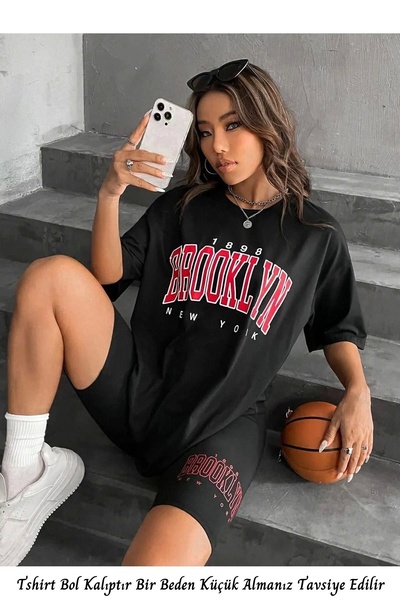 Ecenin Favorileri Set de pantaloni scurți cu tricou supradimensionat Brooklyn
