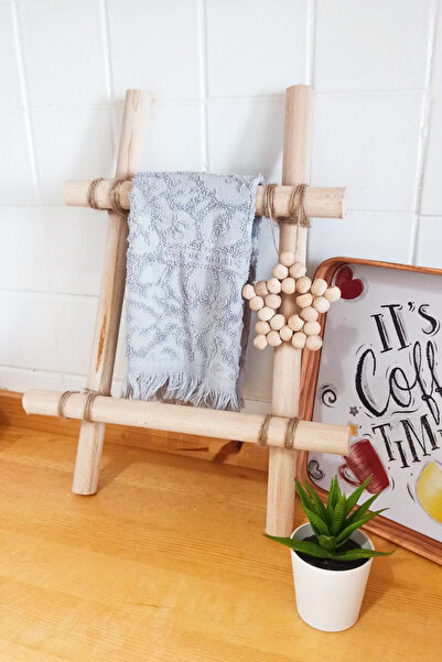 Alyones Dekoratif Ahşap Merdiven – Ceviz Renk, El Yapımı Yerli Çam, Şık Havlu...