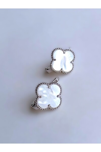 KESKİN GÜMÜŞ 925 AYAR GÜMÜŞ BEYAZ VANCLEF TASARIM YONCA KADIN KÜPE ÖĞRETMENLER GÜNÜ HEDİYE