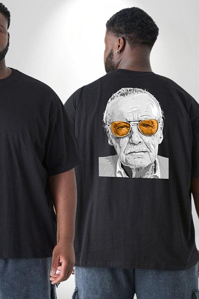 Angemiel تي شيرت أسود كبير الحجم للجنسين من Stan Lee - مطبوع على الظهر