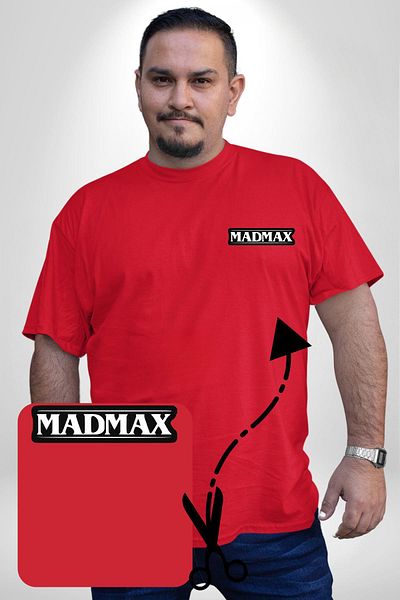 Angemiel Madmax Red مقاس كبير - تي شيرت نسائي منقوش أساسي بسيط