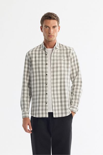 Avva Men's Khaki Buttoned Collar 100% Cotton Plaid Shirt A42Y2035