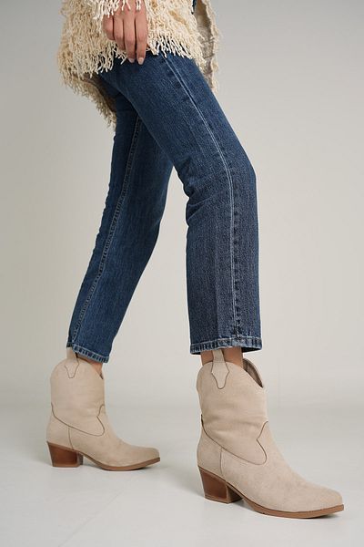Bestyle Γυναικείες μπεζ μπότες Western Tepic