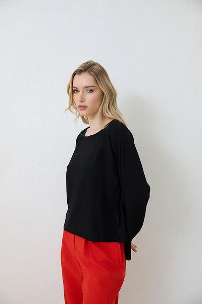 Setre Bluză neagră din tricot cu mânecă lungă, cu croială relaxată - cu detaliu pe mânecă